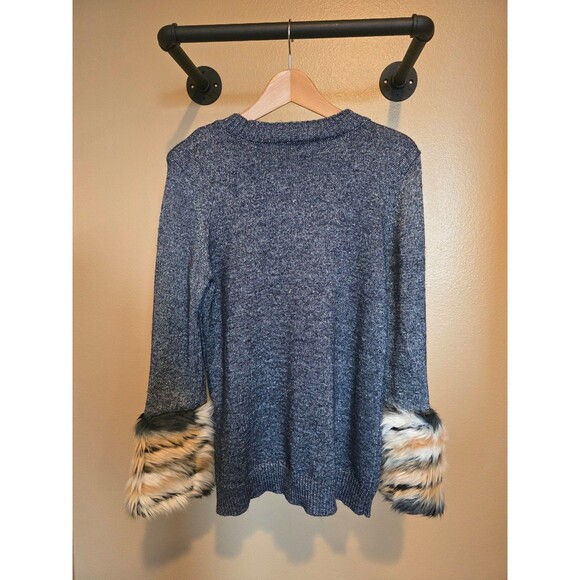 Boston Proper faux fur cuffed sweater in shiny blue size medium - Picture 4 of 8